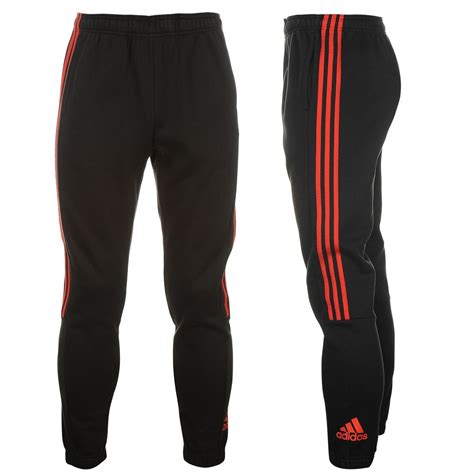 adidas hose kurz rot|Kurze rote adidas Sporthosen für Herren online kaufen .